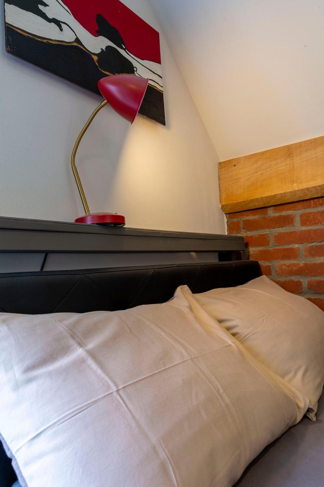 Bnb Comfort Guesthouse Olten - Lostorf ภายนอก รูปภาพ