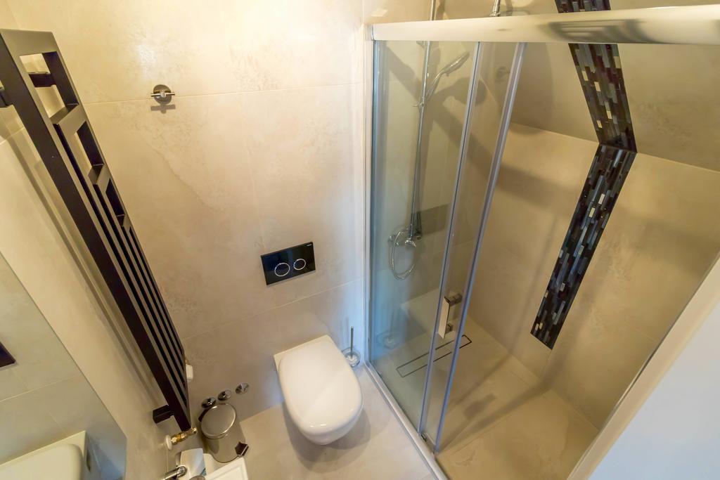 Bnb Comfort Guesthouse Olten - Lostorf ภายนอก รูปภาพ